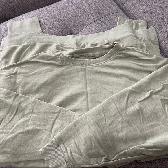 Matching Set - Picture 2 of 4